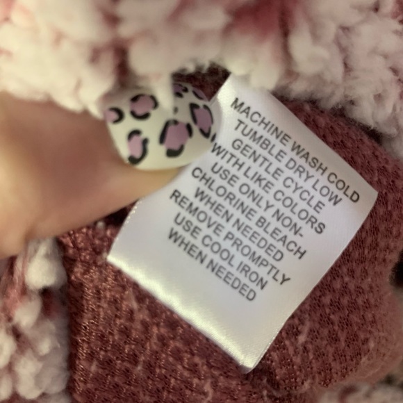 NWT Lights Off Nightwear Fuzzy Cowl Neck Teddy Long Sleeve Pull Over - Picture 6 of 7